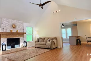 284 Angla Dr SE, Smyrna, GA 30082 - Photo 3