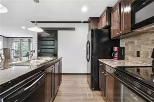 8635 Old Keith Bridge Rd, Gainesville, GA 30506 - Photo 11