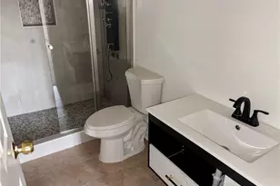 795 Hammond Dr, Atlanta, GA 30328 - Photo 9