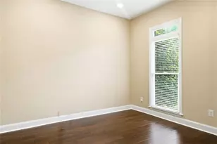 2058 Woodside Park Dr, Woodstock, GA 30188 - Photo 9