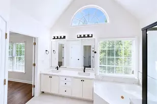 7370 Glenmaura Way, Suwanee, GA 30024 - Photo 27