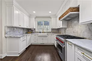 3220 W Andrews Dr NW, Atlanta, GA 30305 - Photo 11