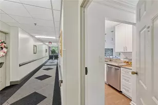 300 Johnson Ferry Road NE, Atlanta, GA 30328 - Photo 17