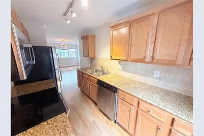 48 Peachtree Avenue NE #213, Atlanta, GA 30305 - Photo 17