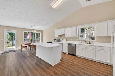 3269 Woodtree Lane, Buford, GA 30519 - Photo 9