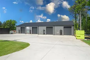 613 Tallapoosa St, Bremen, GA 30110 - Photo 1