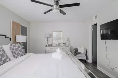 6463 Klinect Court, Peachtree Corners, GA 30092 - Photo 5