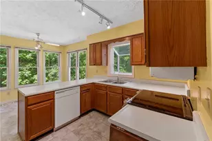 2261 SW Brookmont Terrace, Marietta, GA 30064 - Photo 9