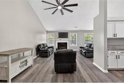 105 Prestwyck Oak Place, Lawrenceville, GA 30043 - Photo 9