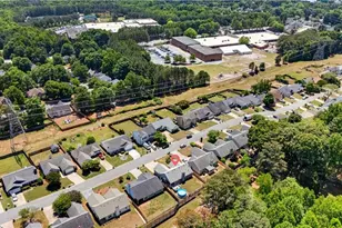 105 Prestwyck Oak Pl, Lawrenceville, GA 30043 - Photo 5