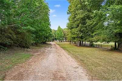 1075 County Road 229, Social Circle, GA 30025 - Photo 9