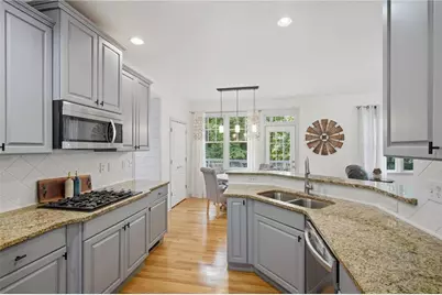 4092 Suwanee Mill Drive, Buford, GA 30518 - Photo 11