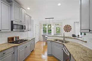 4092 Suwanee Mill Dr, Buford, GA 30518 - Photo 11