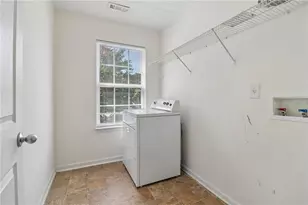 9425 Lakeview Rd, Union City, GA 30291 - Photo 31