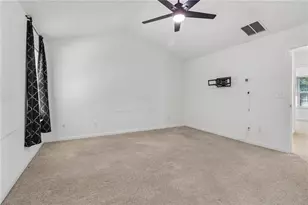 9425 Lakeview Rd, Union City, GA 30291 - Photo 25