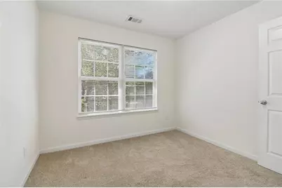 9425 Lakeview Road, Union City, GA 30291 - Photo 33