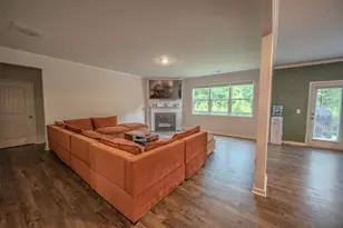 6827 Chataran Dr, Lithia Springs, GA 30122 - Photo 23
