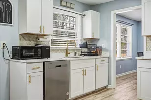 3875 Wisteria Ln, Atlanta, GA 30331 - Photo 9