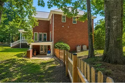 1630 Canterbury Pointe SE, Conyers, GA 30013 - Photo 9