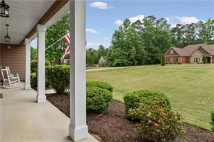 196 Sunny Brook Terrace, Newnan, GA 30265 - Photo 5