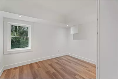 2746 Dale Creek Drive NW, Atlanta, GA 30318 - Photo 37