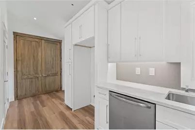 2746 Dale Creek Drive NW, Atlanta, GA 30318 - Photo 11