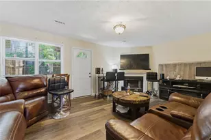 7237 Crestside Dr, Austell, GA 30168 - Photo 7