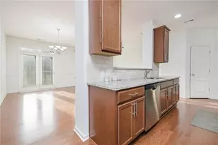 3934 Princeton Lakes Pass SW, Atlanta, GA 30331 - Photo 13