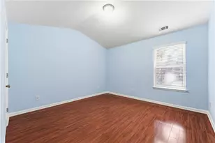3923 Snipes Ct, Lilburn, GA 30047 - Photo 21