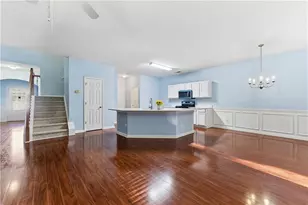 3923 Snipes Ct, Lilburn, GA 30047 - Photo 7