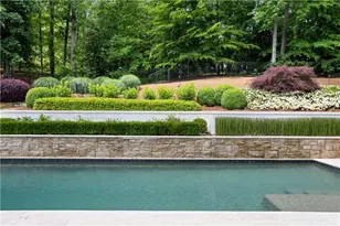 1100 Kingston Dr, Atlanta, GA 30342 - Photo 59