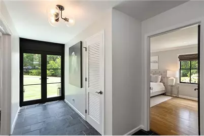 1100 Kingston Drive, Atlanta, GA 30342 - Photo 11