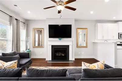 1618 Habershal Road NW, Atlanta, GA 30318 - Photo 9
