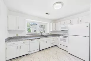 1111 Cannongate Crossing SW, Marietta, GA 30064 - Photo 15