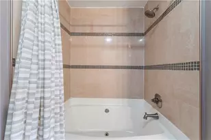 2700 Pine Tree Road NE, Atlanta, GA 30324 - Photo 19