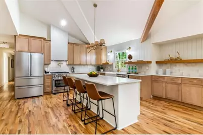 4956 Mountclaire Road, Stone Mountain, GA 30087 - Photo 11
