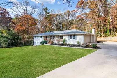 4956 Mountclaire Road, Stone Mountain, GA 30087 - Photo 3