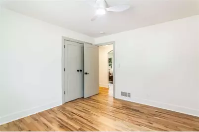 4956 Mountclaire Road, Stone Mountain, GA 30087 - Photo 35