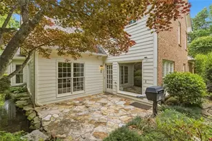2570 Club Springs Dr, Roswell, GA 30076 - Photo 33