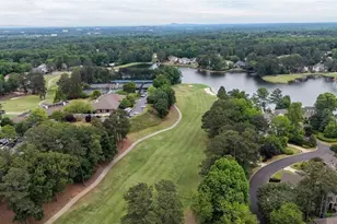 2570 Club Springs Dr, Roswell, GA 30076 - Photo 39