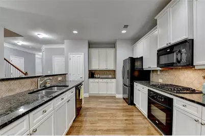 2404 Strand Avenue, Lawrenceville, GA 30043 - Photo 7