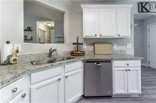 1412 Elliotts Ln, Auburn, GA 30011 - Photo 7