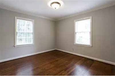 1667 Beacon Hill Boulevard NE, Atlanta, GA 30329 - Photo 19