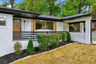2568 Fontaine Cir, Decatur, GA 30032 - Photo 3
