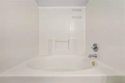 1090 Drawbridge Drive, Riverdale, GA 30296 - Photo 17