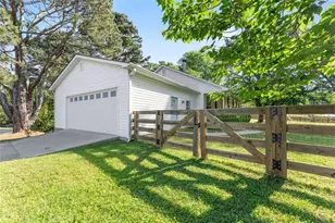 7210 Fields Dr, Cumming, GA 30041 - Photo 7