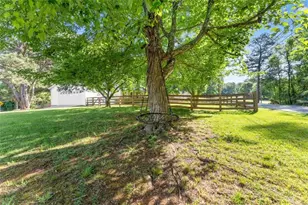 7210 Fields Dr, Cumming, GA 30041 - Photo 9