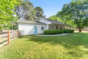 7210 Fields Dr, Cumming, GA 30041 - Photo 3