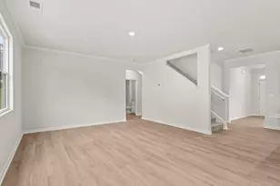 6009 Airedale Dr, Union City, GA 30213 - Photo 11