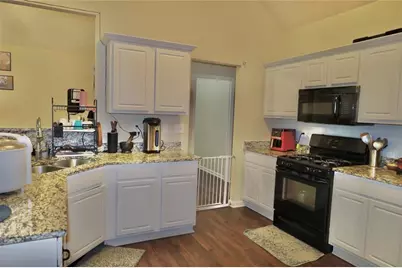 876 Ashton Oak Circle, Stone Mountain, GA 30083 - Photo 11